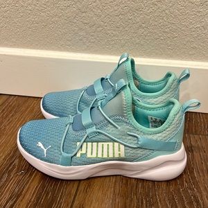 Puma, kids tennis shoes.